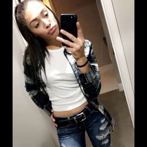 Meet your Posher, Allia